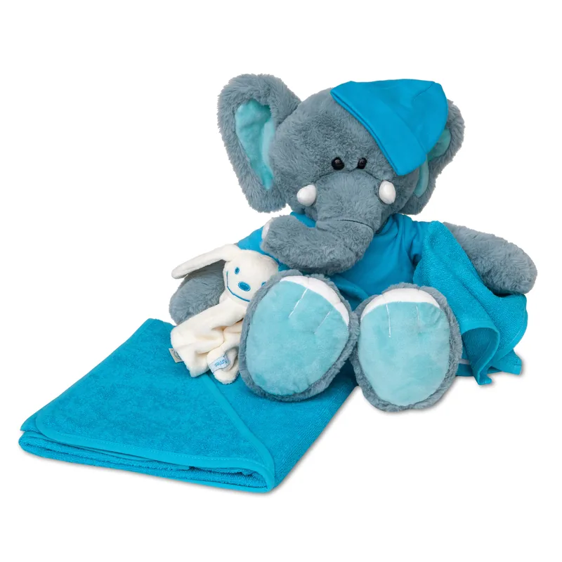 Pakket D: een knuffelolifant met mutsje, badcape en rompertje